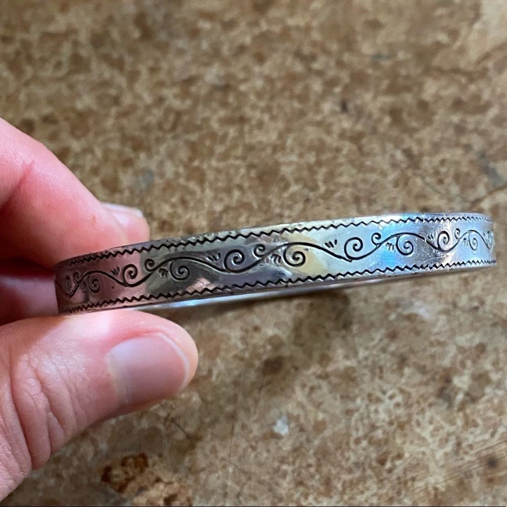 Brighton Canal silver etched bangle bracelet